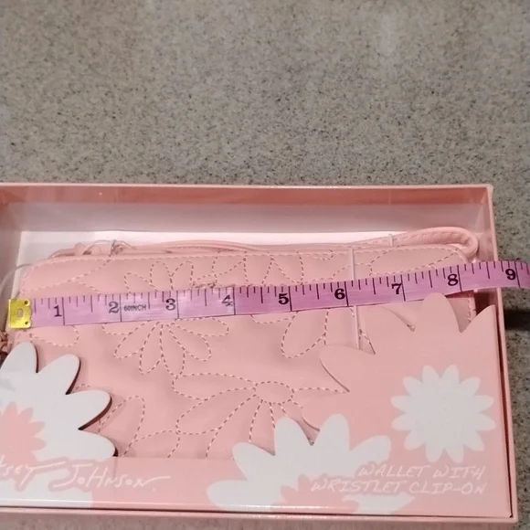 NWT Betsey Johnson Wallet - Picture 3 of 5